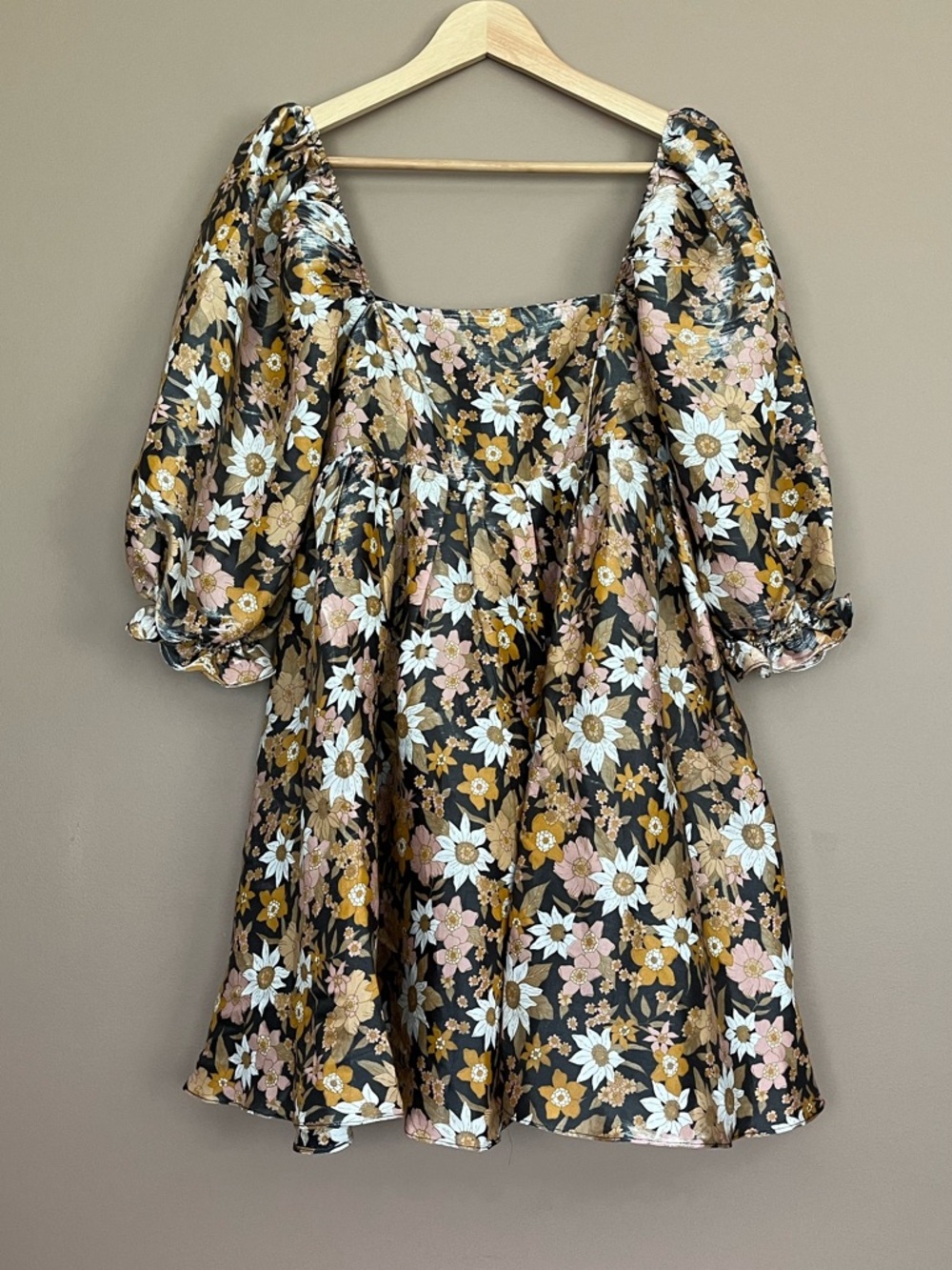 {Storia} Puff Sleeve Floral Babydoll Mini Dress - Womens Small